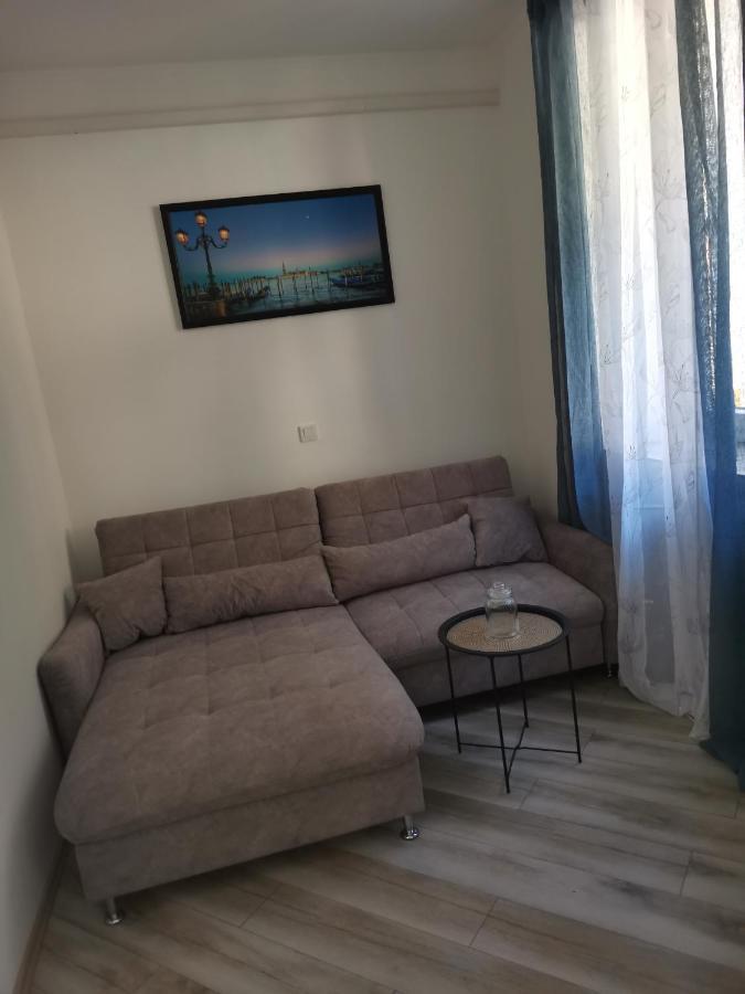 Апартаменты Studio Apartman Kristina Пула Экстерьер фото